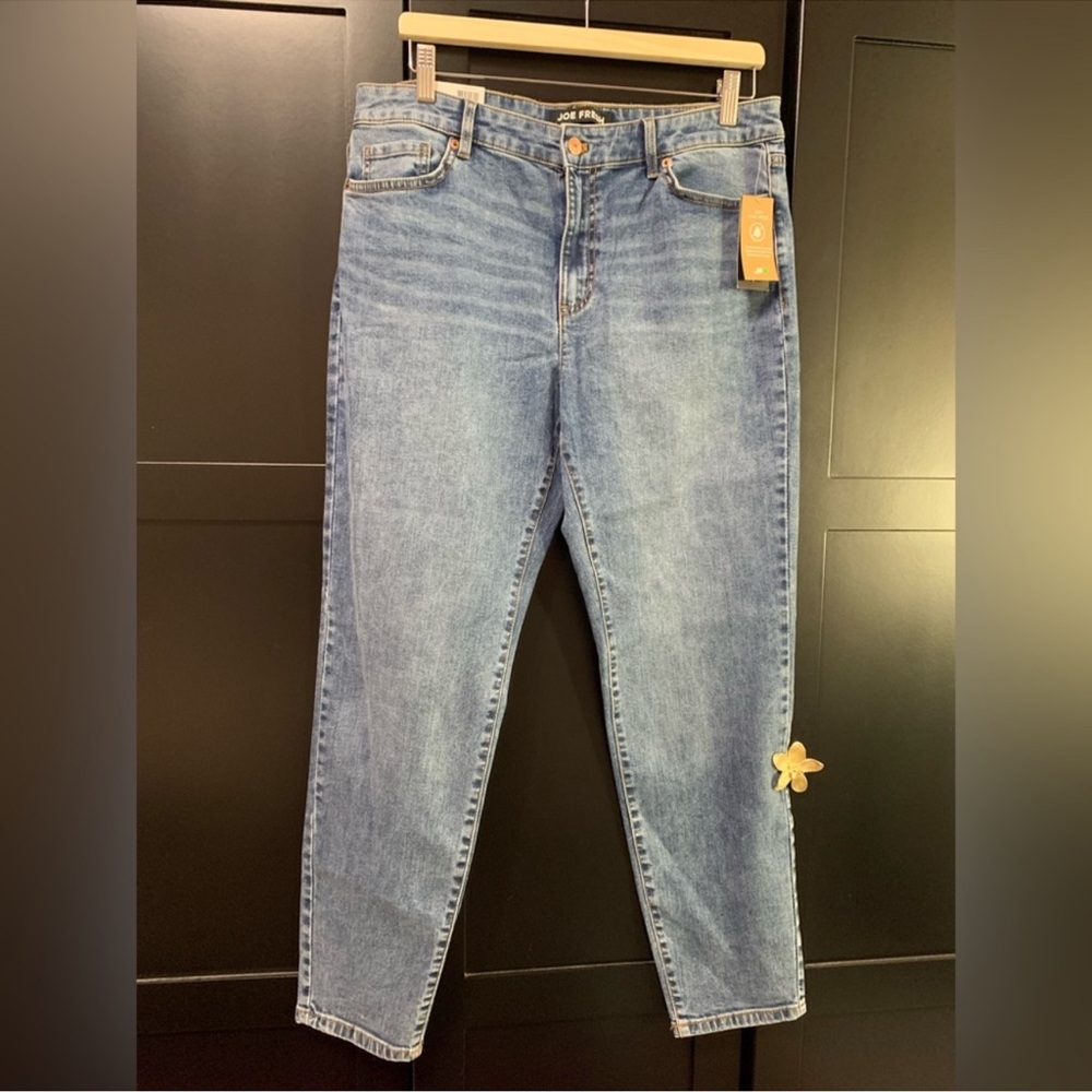Joe Slim Jeans, new with tags,size 32,classic,basics